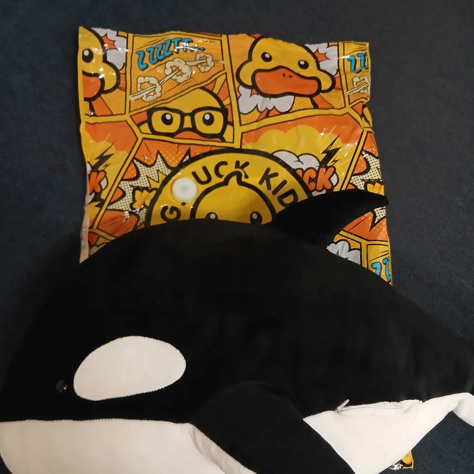 FOUR G.DUCK KIDS WHALE PLUSH TOYS