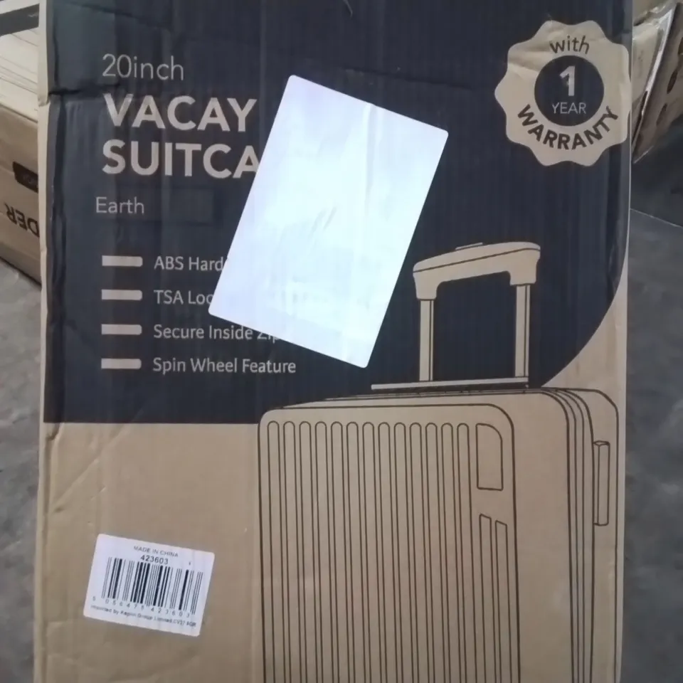 BOXED LUGG VACAY SUITCASE