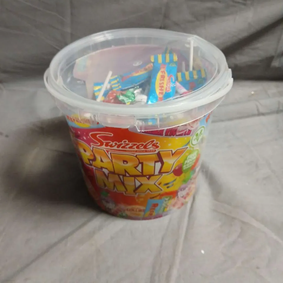 SWIZZELS PARTY MIX SWEETS BUCKET – PLASTIC TUB