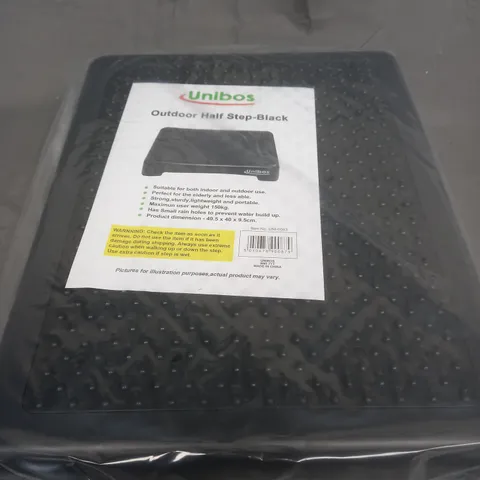 BOXED UNIBOS OUTDOOR HALF STEP IN BLACK