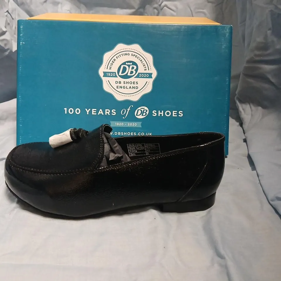 DB SHOES KEMBLE BLACK PATENT LOAFERS – UK 6