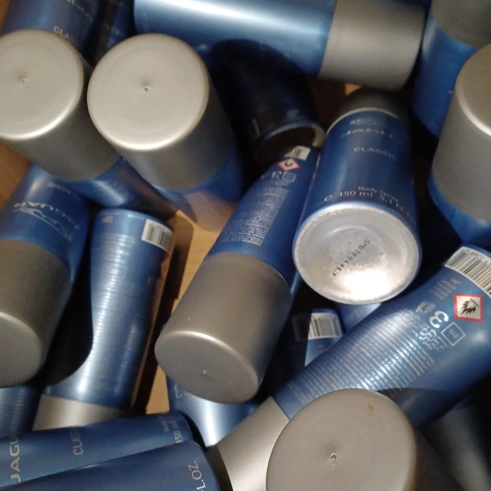 LOT OF APPROX 30 X 150ML JAGUAR CLASSIC DEODORANT BODY SPRAY FOR MEN