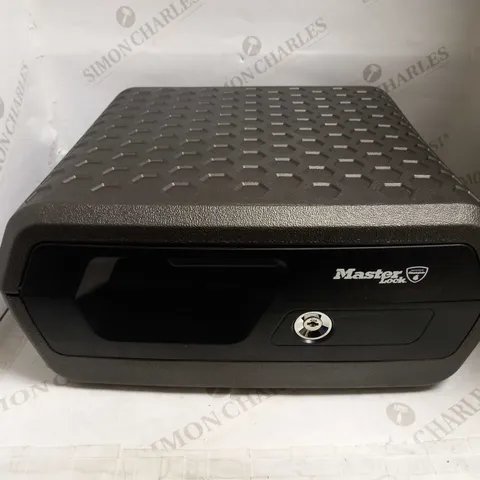 MASTER LOCK FIREPROOF SECURITY SAFE FOR A4 DOCUMENTS, ELECTRONICS, ETC