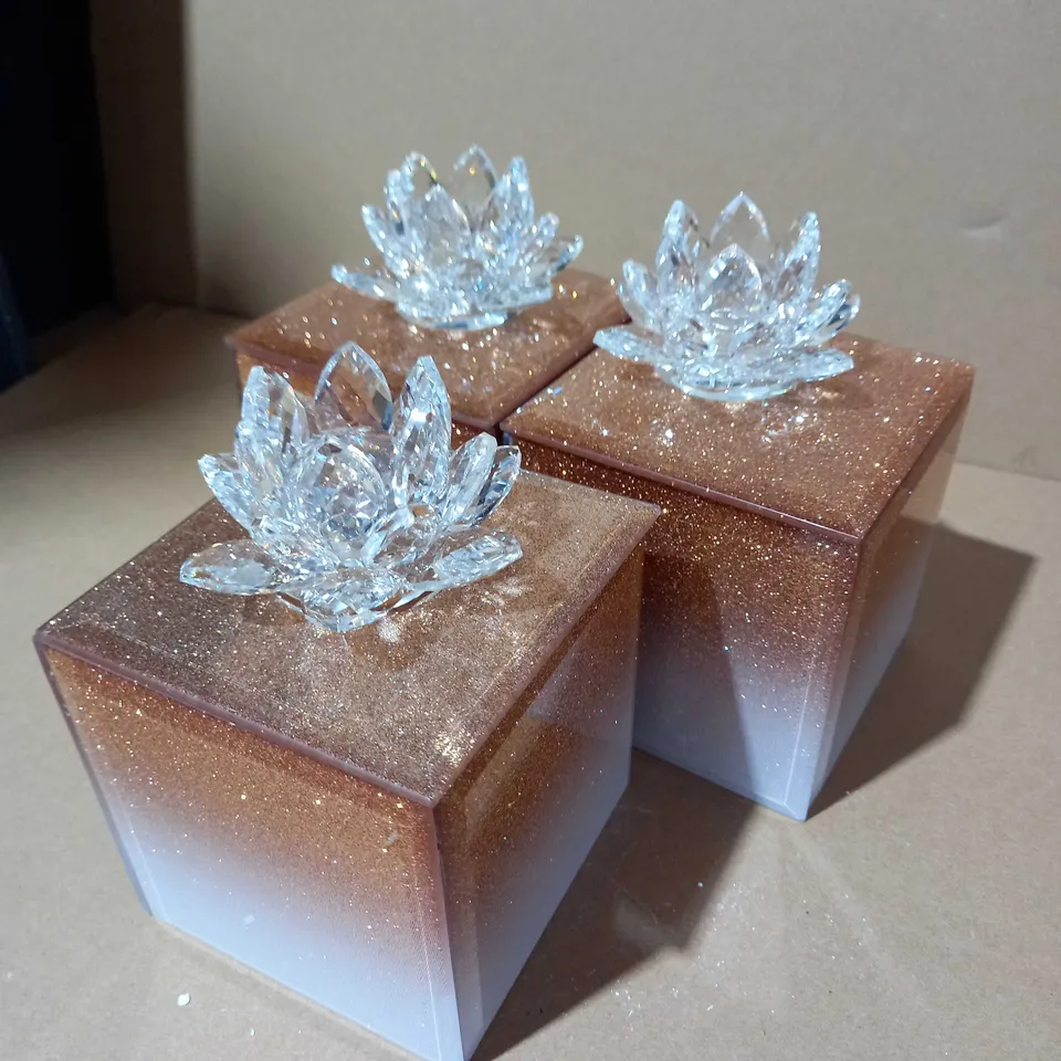 JM BY JULIEN MACDONALD SET OF 3 GLITTER GLASS TRINKET BOXES