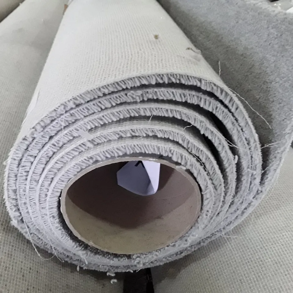 ROLL OF QUALITY DIMENSIONS 50 DIM PLAINS CARPET APPROXIMATELY 4×2.92M