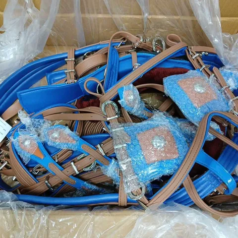 ACES EQUINE PONY TIE DOWN IN TAN/BLACK