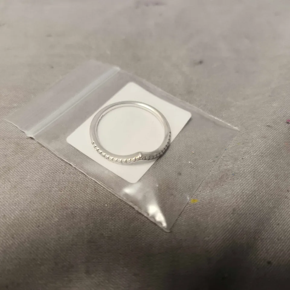 PANDORA RING IN PRESENTATION BOX