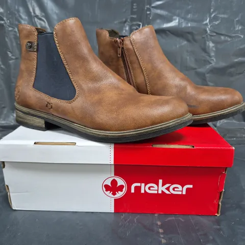 BOXED PAIR OF RIEKER CHELSEA ANKLE BOOTS IN BROWN SIZE 8