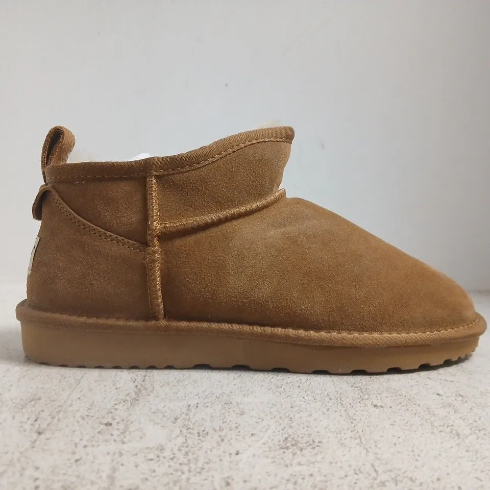 BOXED PAIR OF AUS WOOLI AIRLIE SHOES IN CHESTNUT SIZE UK 6
