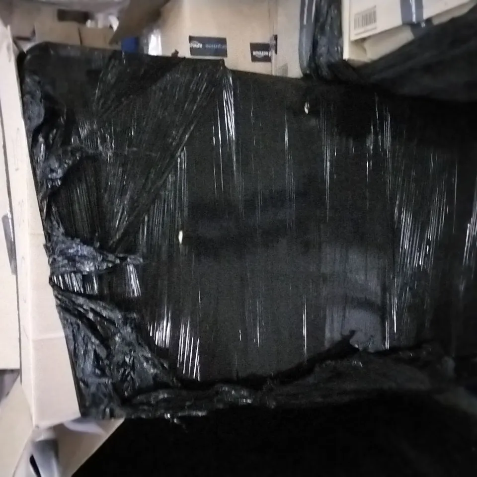 PALLET OF ASSORTED ITEMS INCLUDING MANAGING PCOS FOR DUMMIES, PICTURE IT IN CROSS STITCH,VINYL TABLE CLOTH, RAFAIRY, THE THREE CULTURES, 12 PIECE HAIR CLIPS