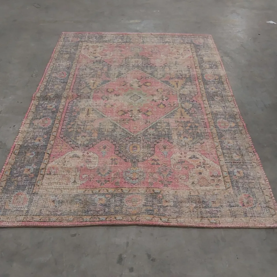 QUALITY DESIGNER AREA RUG - APPROXIMATELY 230 x 160cm