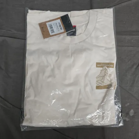 BAGGED THE NORTH FACE MATTERHORN FACE LONG-SLEEVE TEE, GARDENIA WHITE, UK XL