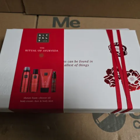 RITUALS THE RITUAL OF AYURVEDA GIFT SET 