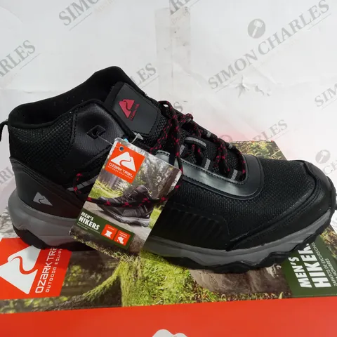 BOXED PAIR OF OZARK TRAIL HIKER SHOES SIZE EU45