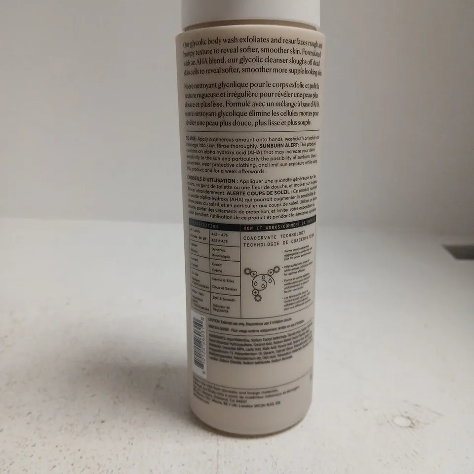NATURIUM THE SMOOTHER GLYCOLIC ACID BODY WASH – 500 ML, PUMP BOTTLE
