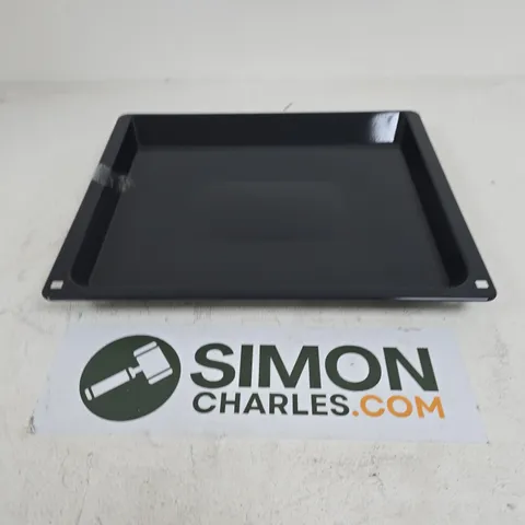 RECTANGULAR METAL BAKING TRAYS