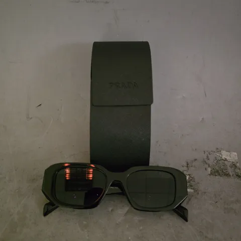 PRADA CLASSIC BLACK SUNGLASSES 