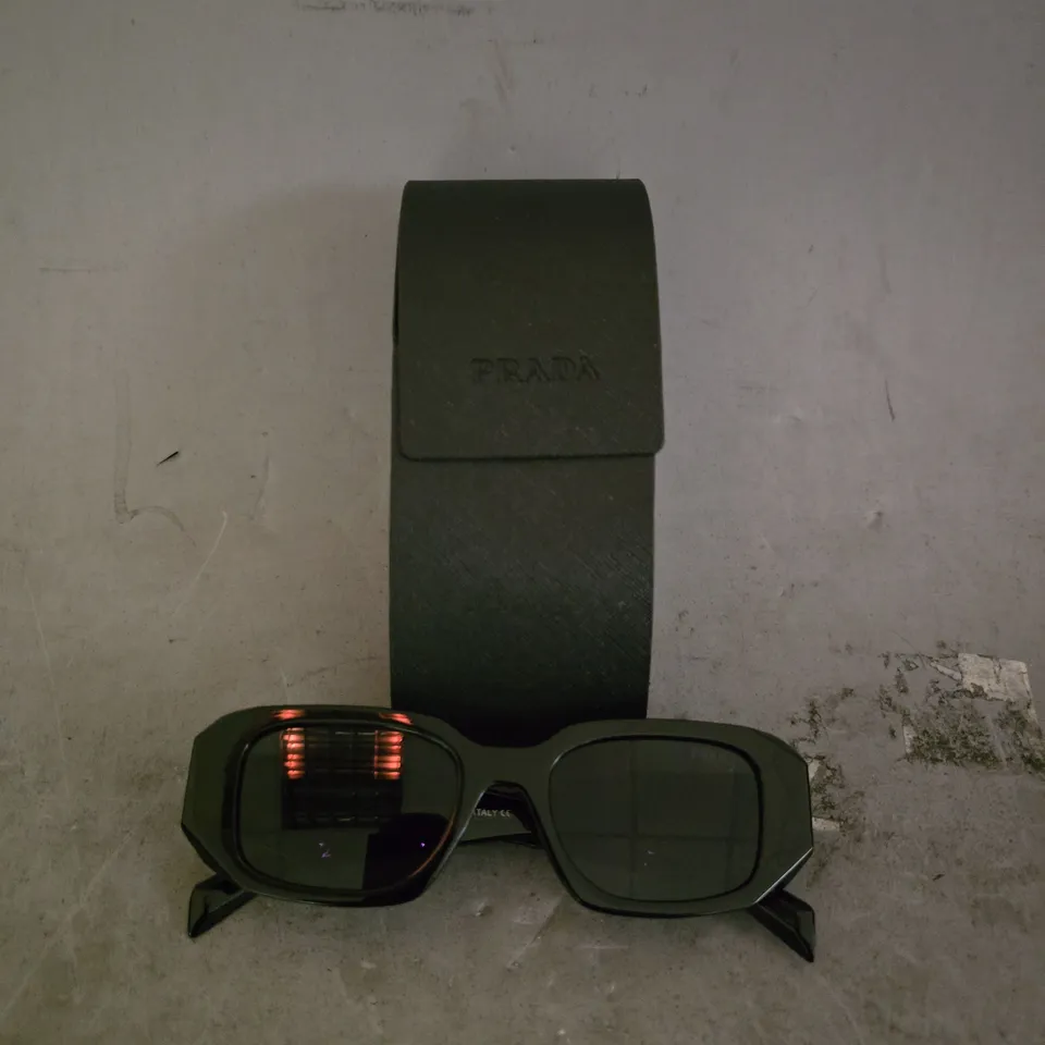 PRADA CLASSIC BLACK SUNGLASSES 