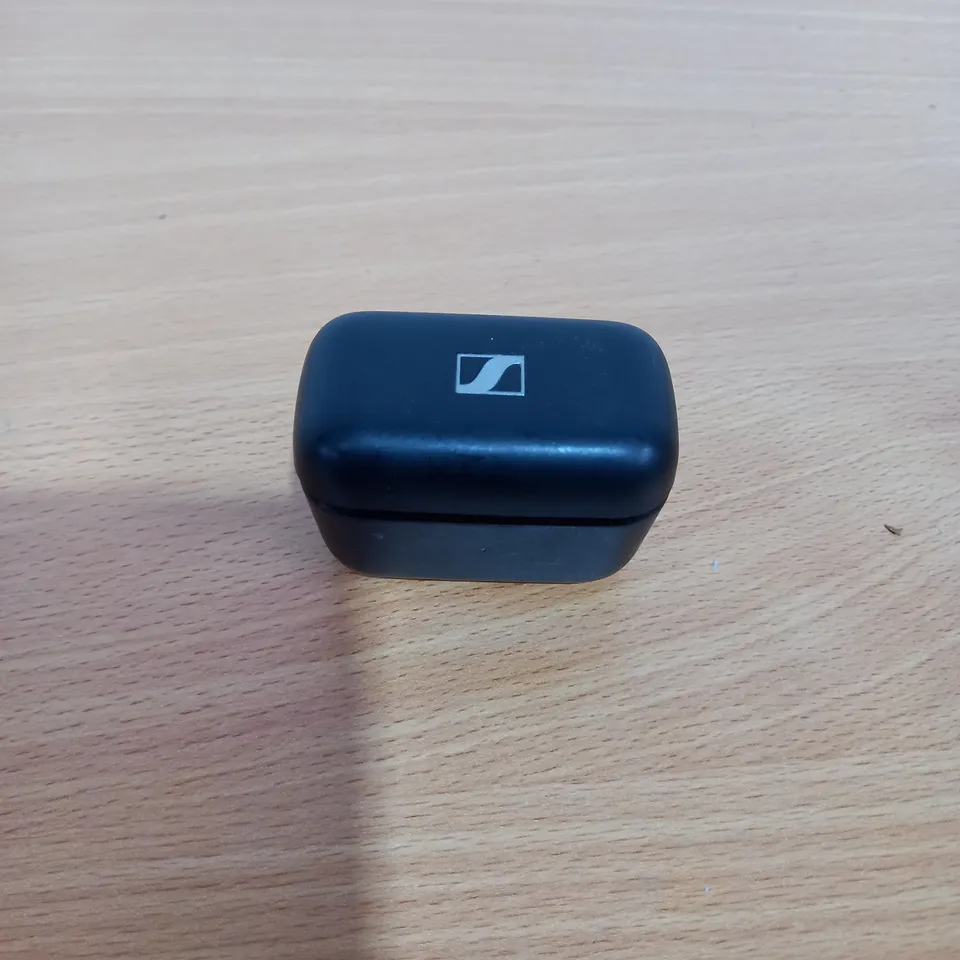 SENNHEISER WIRELESS EARPHONES, BLACK 