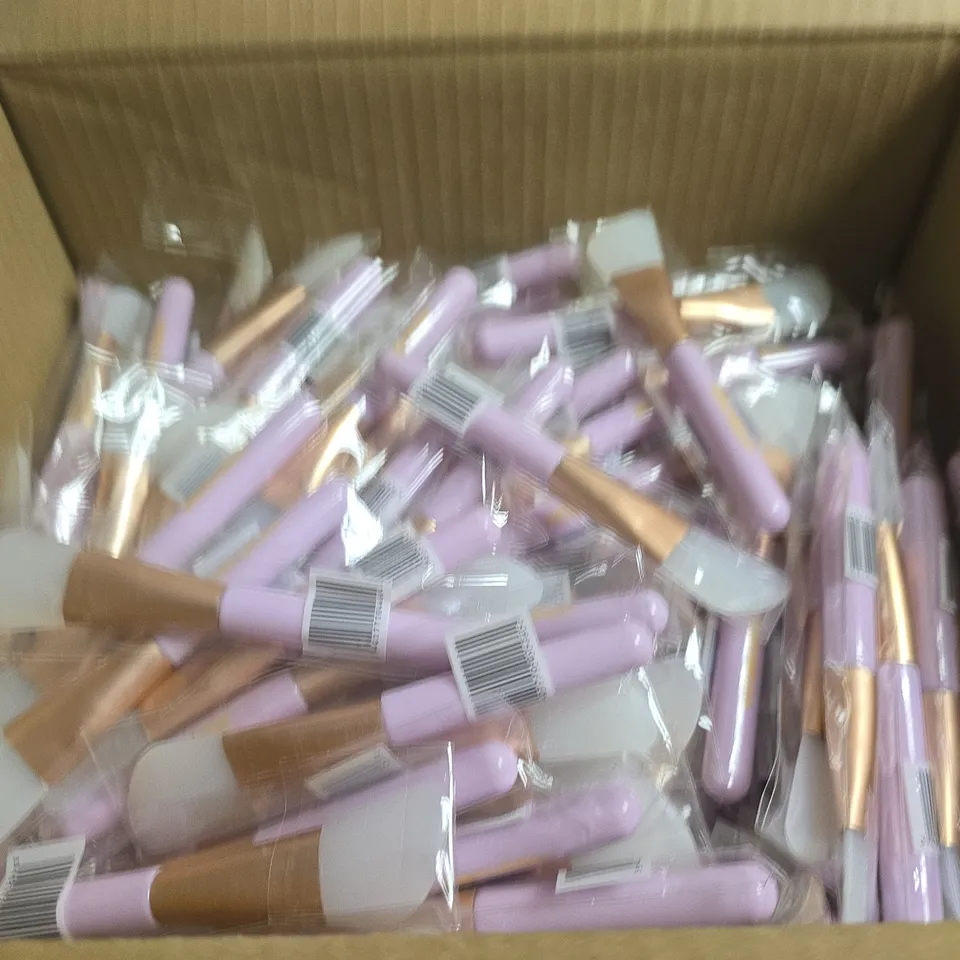 BOX OF APPROXIMATLY 300 BIRCHBOX SILICONE FACE BRUSH