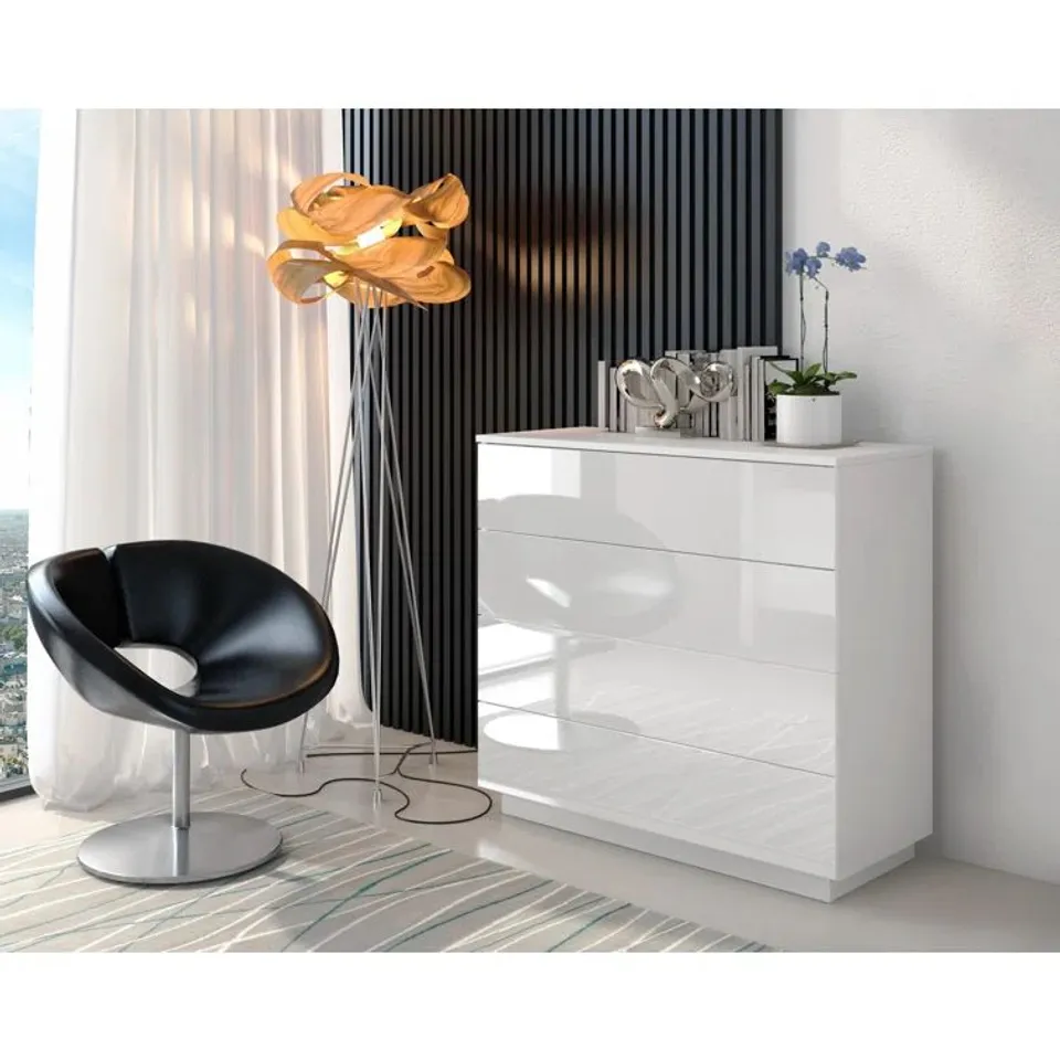 BOXED VARONIQUE CHEST OF DRAWERS