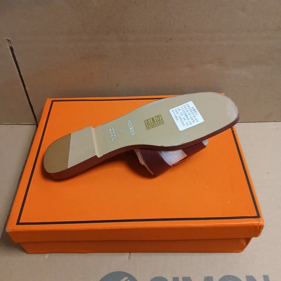 HERMÈS ORAN SANDALS, BURGUNDY LEATHER, UK 4.5 