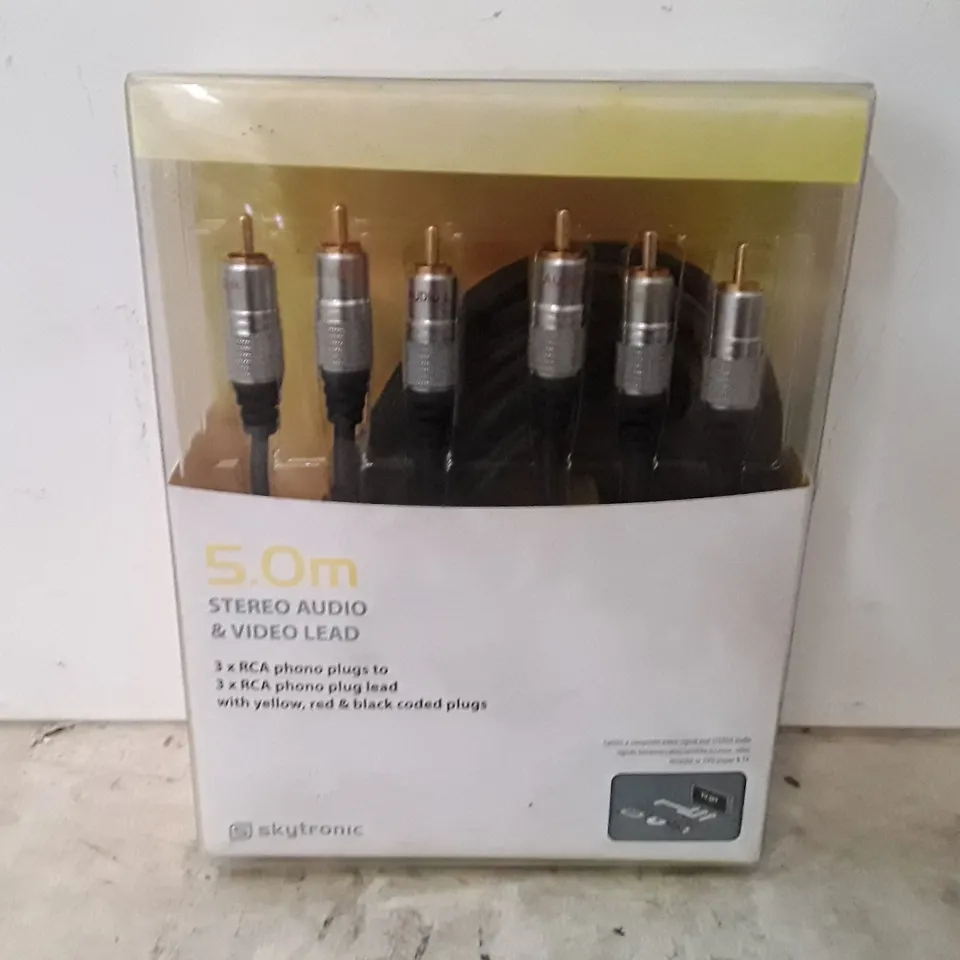 BOXED 5.0M STEREO AUDIO & VIDEO LEADS