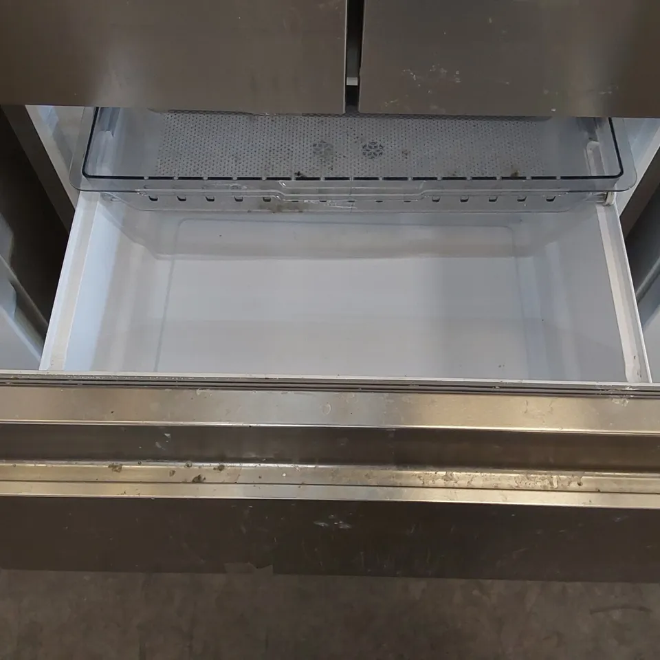 HISENSE PUREFLAT RF632N4WIE TOTAL NO FROST AMERICAN FRIDGE FREEZER - STAINLESS STEEL E-RATED - UNPROCESSED RAW RETURN