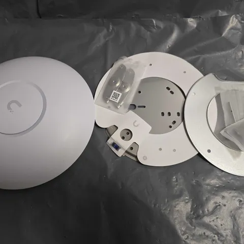 UBIQUITI U7 PRO ACCESS POINT