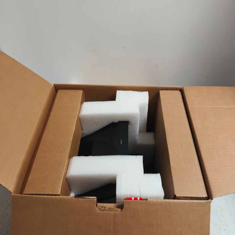 LENOVO THINKSMART HUB – BOXED IN ORIGINAL PACKAGING