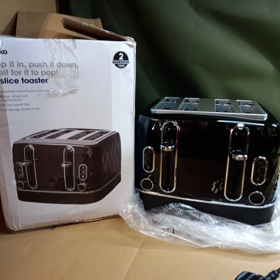 WILKO BLACK/DIAMOND 4 SLICE TOASTER