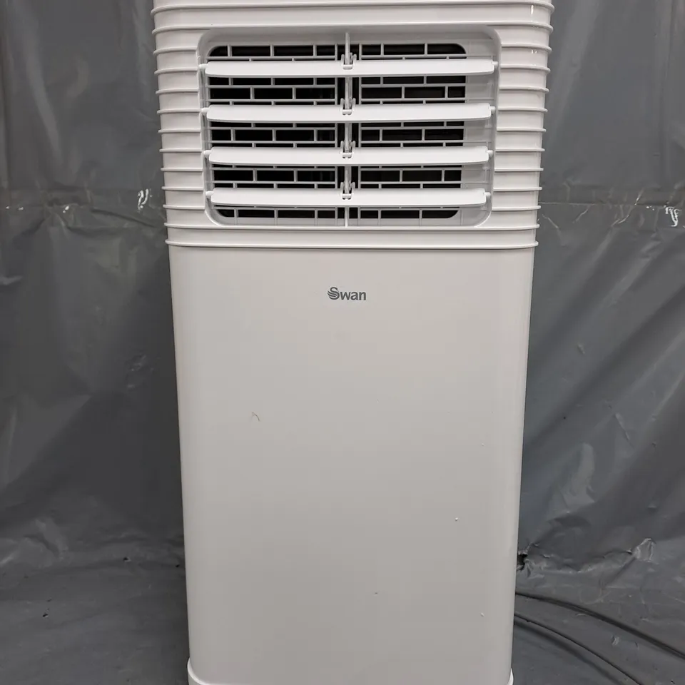 BOXED SWAN 7K PORTABLE AIR CONDITIONER WHITE SH15570 - COLLECTION ONLY