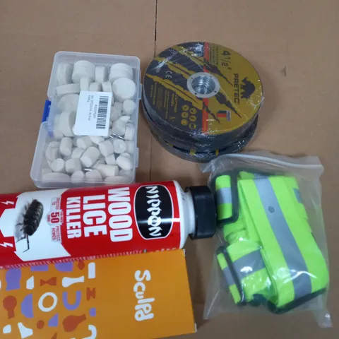 APPROXIMATELY 15 ASSORTED HOUSEHOLD PRODUCTS TO INCLUDE CUTTING WHEELS , WOOD LICE KILLER , ETC 