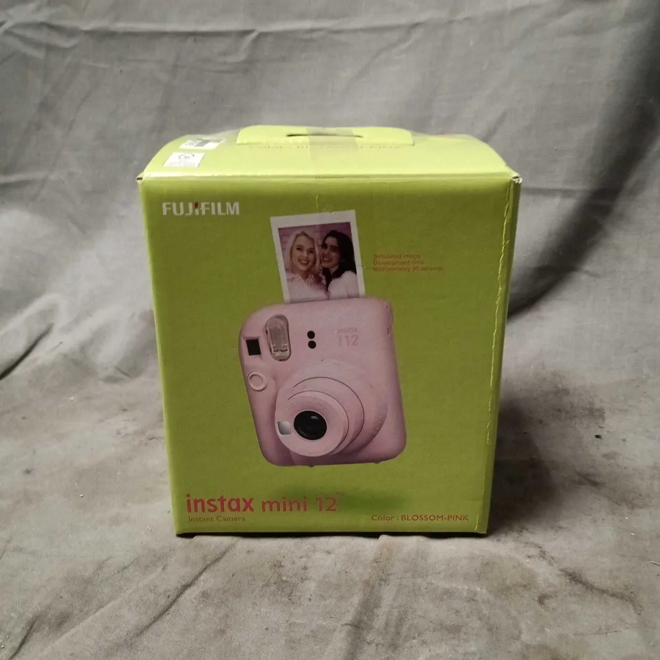 FUJIFILM INSTAX MINI 12 INSTANT CAMERA – BLOSSOM PINK