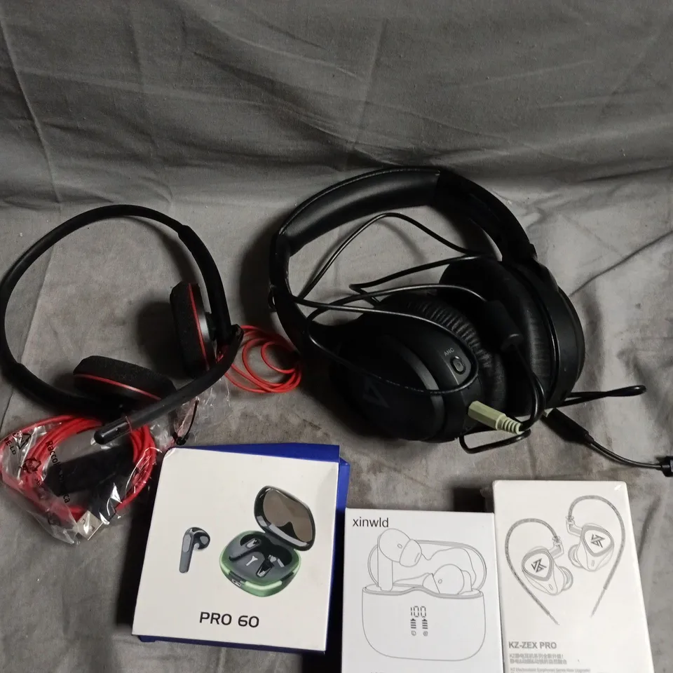 APPROXIAMTELY 10 ASSORTED WIRED & WIRELESS HEADPHONES 