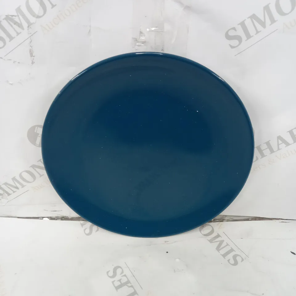 BRAND NEW BOXED CESIRO 12 PIECE PORCELAIN DINNERWARE SET IN SHINY BLEUMARIN TO INCLUDE LARGE PLATES, SMALL PLATES AND BOWLS - COLLECTION ONLY