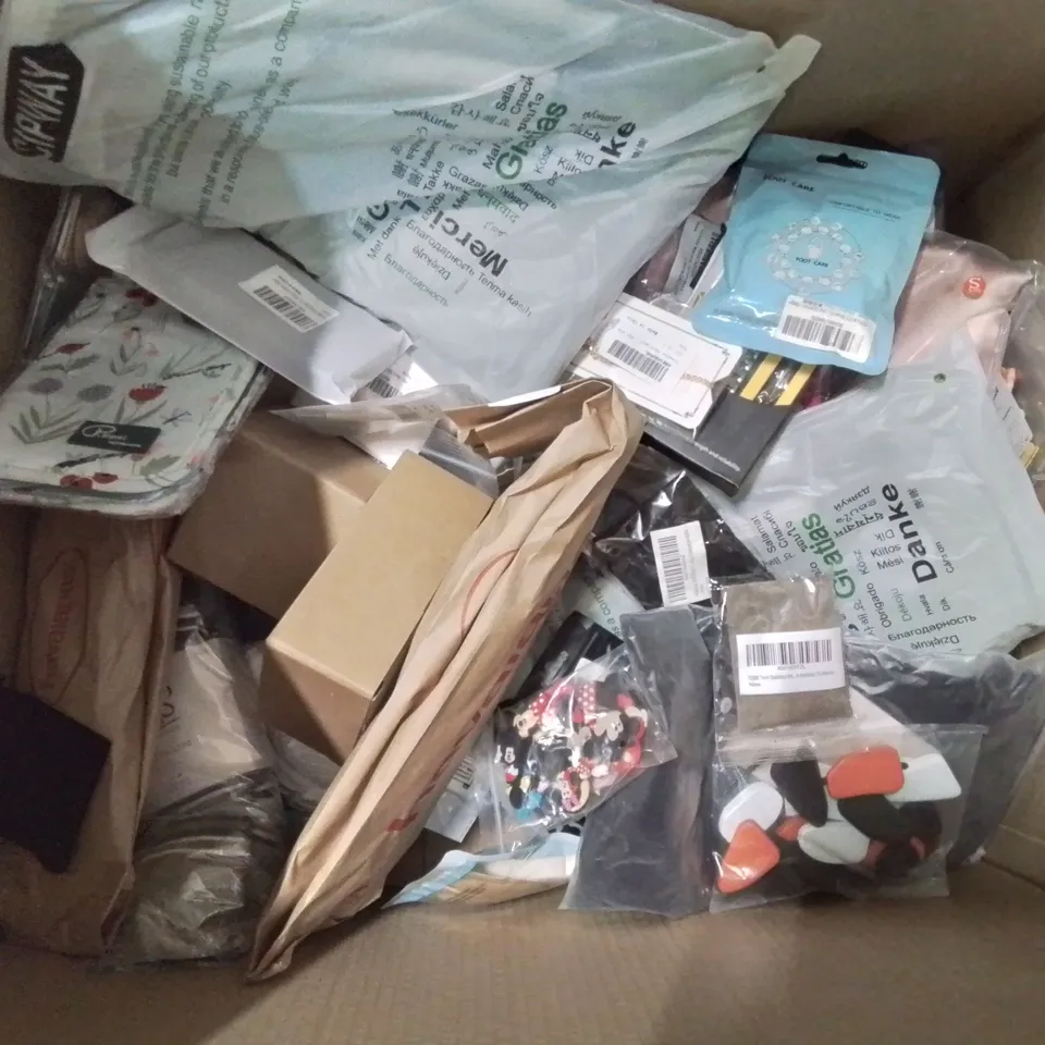 BOX CONTAINING LARGE AMOUNT OF MIXED FASHION ITEMS, SILVER PLATE AND COSTUME JEWELLERY, CLOTHING ITEMS ETC.