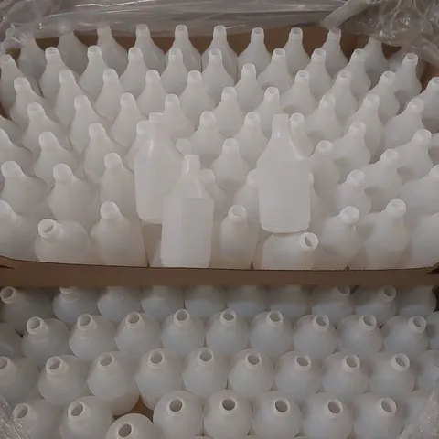 PALLET CONTAINING A VERY LARGE QUANTITY OF BRAND NEW 750ML SPRAY BOTTLES - NO TOPS