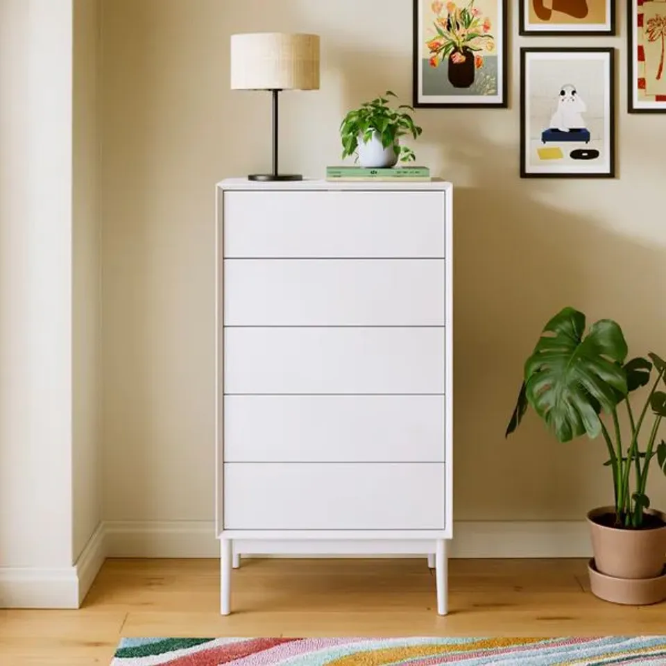 BOXED JUNA PAINTED 5 DRAWER CHEST - WHITE (1 BOX)