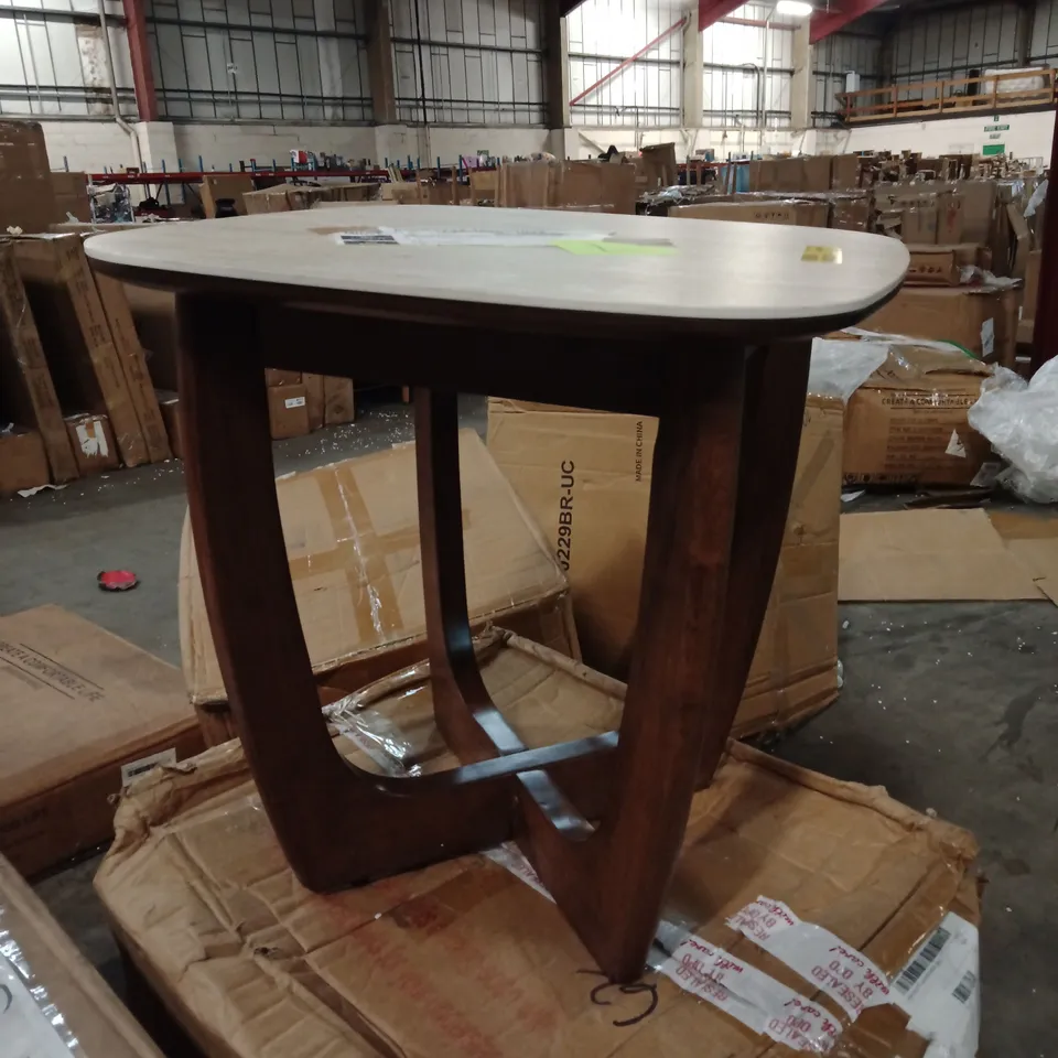 SQUARE LAMP TABLE – WALNUT EFFECT/NATURAL STONE END TABLE