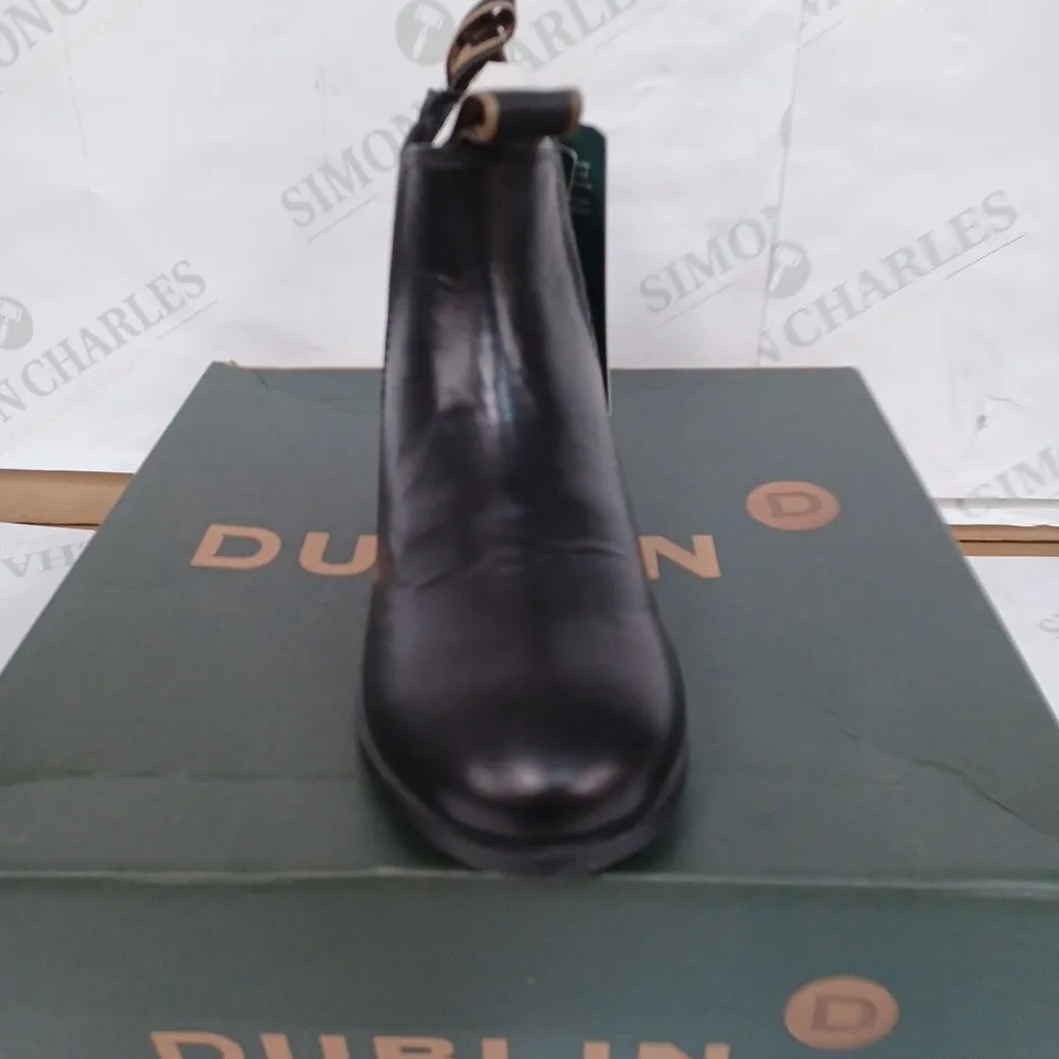 BOXED PAIR OF DUBLIN CHELSEA ANKLE BOOTS - BLACK / SIZE: 1 UK 