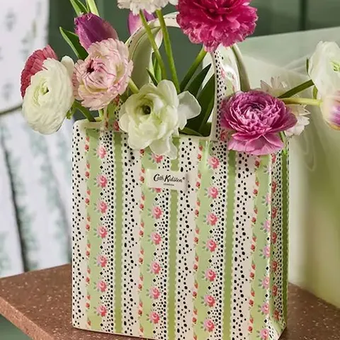 CATH KIDSTON CREAM/PINK/GREEN HAND BAG CERAMIC VASE