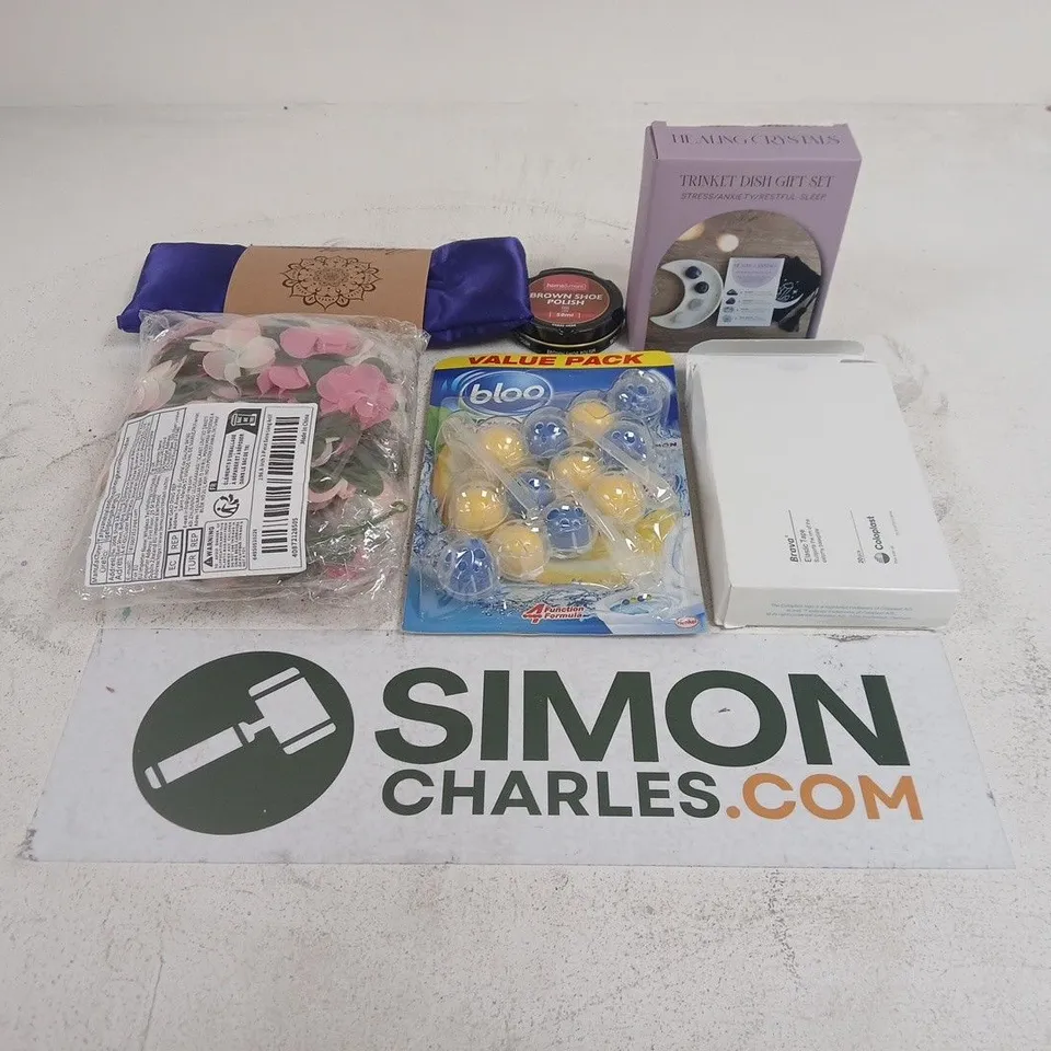 APPROXIMATELY 15 ASSORTED HOUSEHOLD PRODUCTS TO INCLUDE TRISKET SET , ARTIFICIAL FLOWERS AND ELASTIC TAPE 