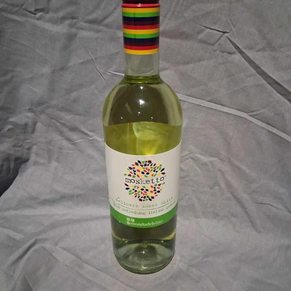 MOSKETTO DELICATE SWEET WHITE – 750ML MONDODELVINO