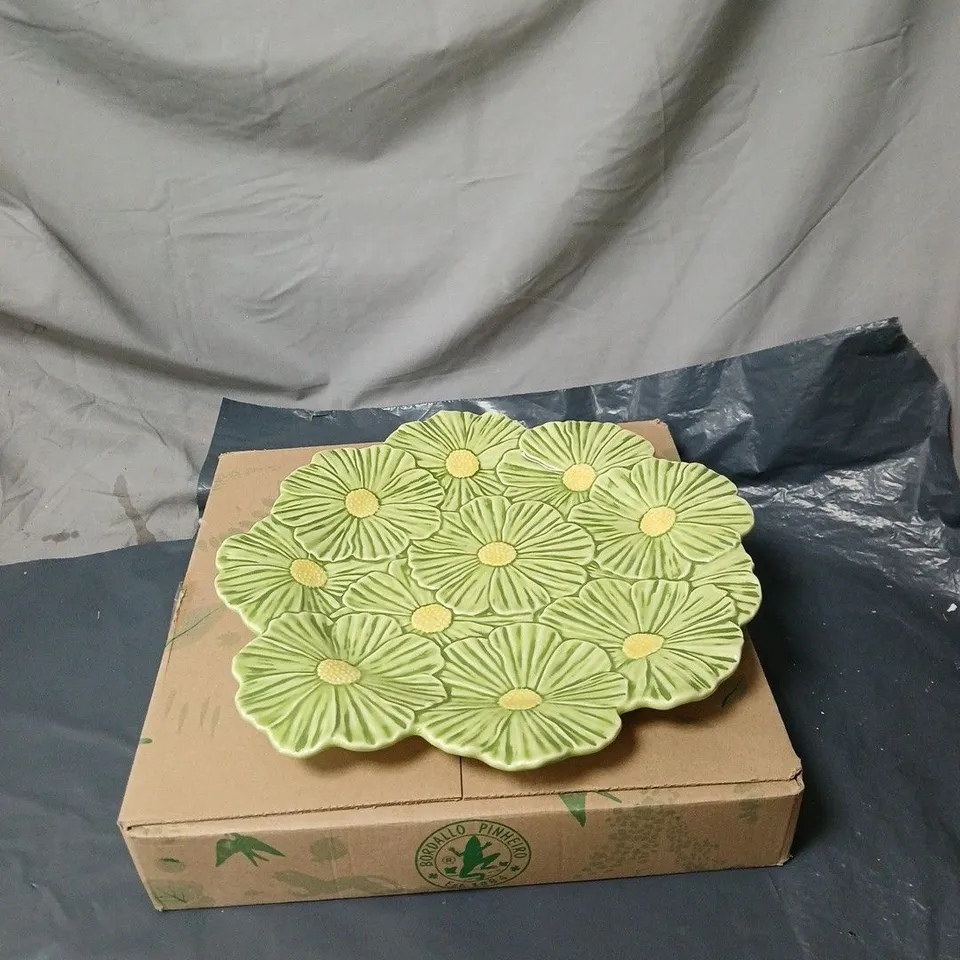 SET OF 2 BORDALLO PINHEIRO GREEN FLORAL PLATE – CERAMIC DECORATIVE PLATE