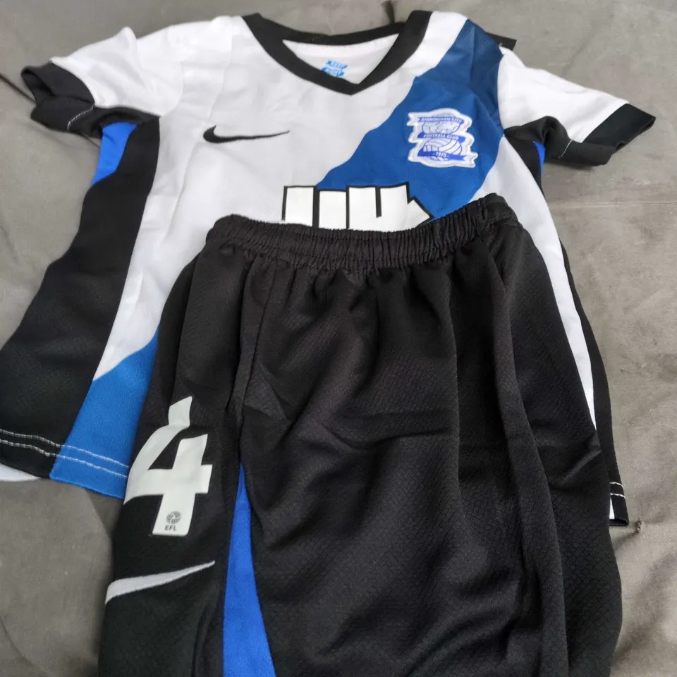 BIRMINGHAM CITY FC NIKE FOOTBALL SHIRT & SHORTS SET – KEEP RIGHT ON (DRI-FIT)