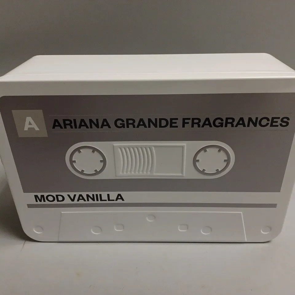 BOXED AND SEALED ARIANA GRANDE MOD VANILLA GIFT SET