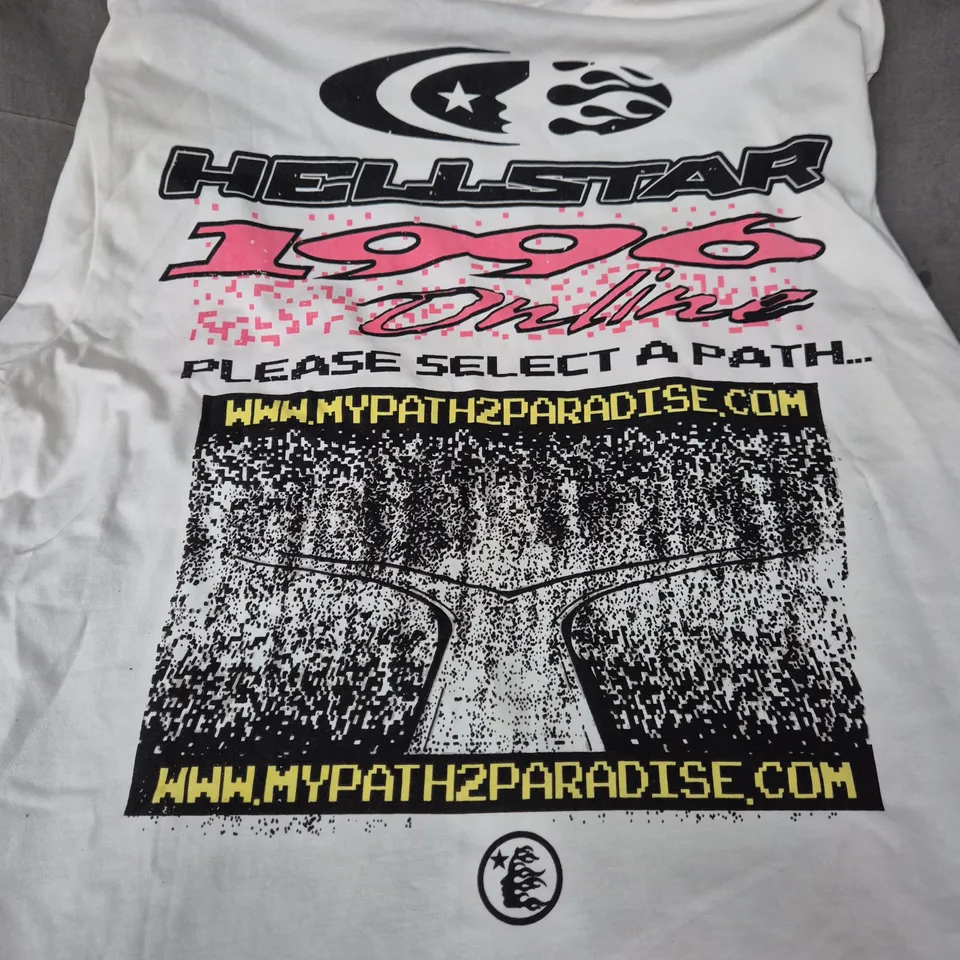 HEILSTAR WHITE GRAPHIC T-SHIRT – SIZE MEDIUM