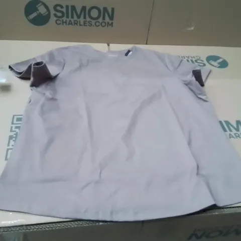BOXED BRAND NEW APPROXIMATELY 21 SIMPLY BE ACTIVE SPORTS TOP MOCHA SIZE 24