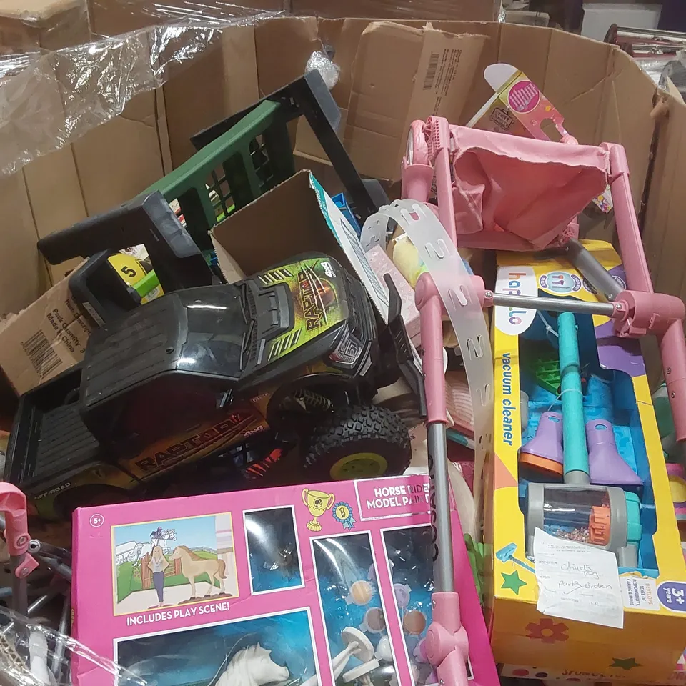 PALLET CONTAINING A LARGE QUANTITY OF ASSORTED TOYS INCLUDING: MONSTER TRUCK, BARBIE DOLL,